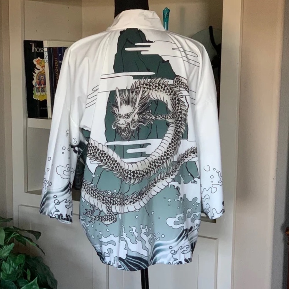 Kimono‎ Dragon Print Top